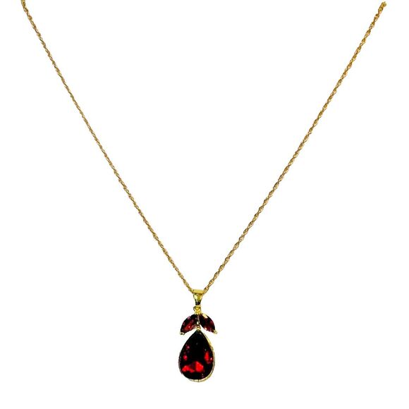 Vintage Red Rhinestone Pear Pendant Necklace 24" Gold Tone - Picture 4 of 16